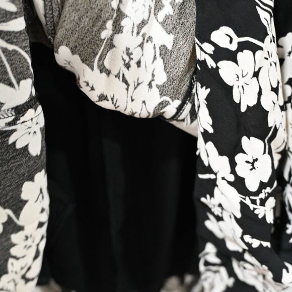 Reiss Size 2 Black Ecru Floral Gabriella Mini Dress | Size 2 - Picture 9 of 11